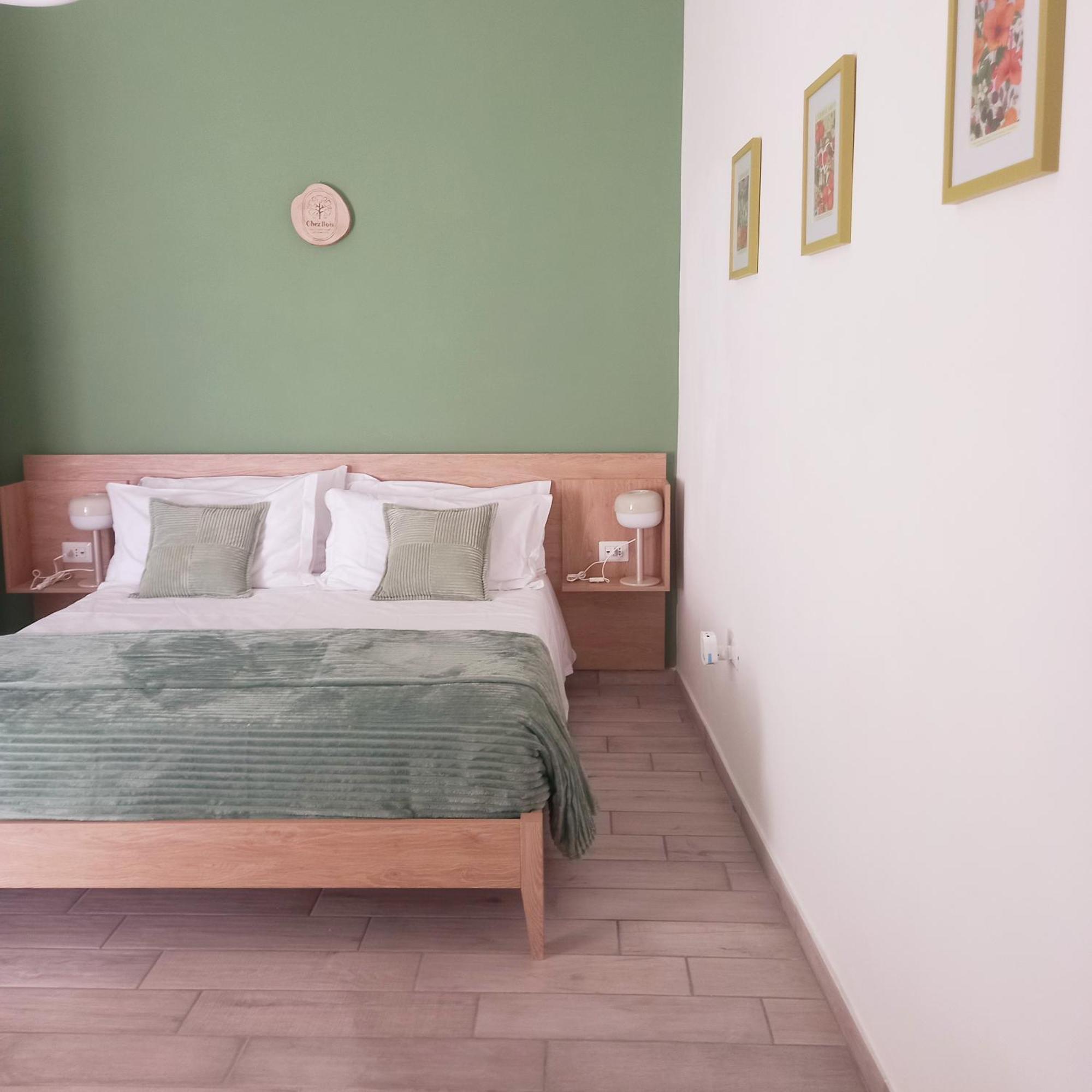 Chez Bois - Suite Apartment Capodimonte Napoli Ngoại thất bức ảnh